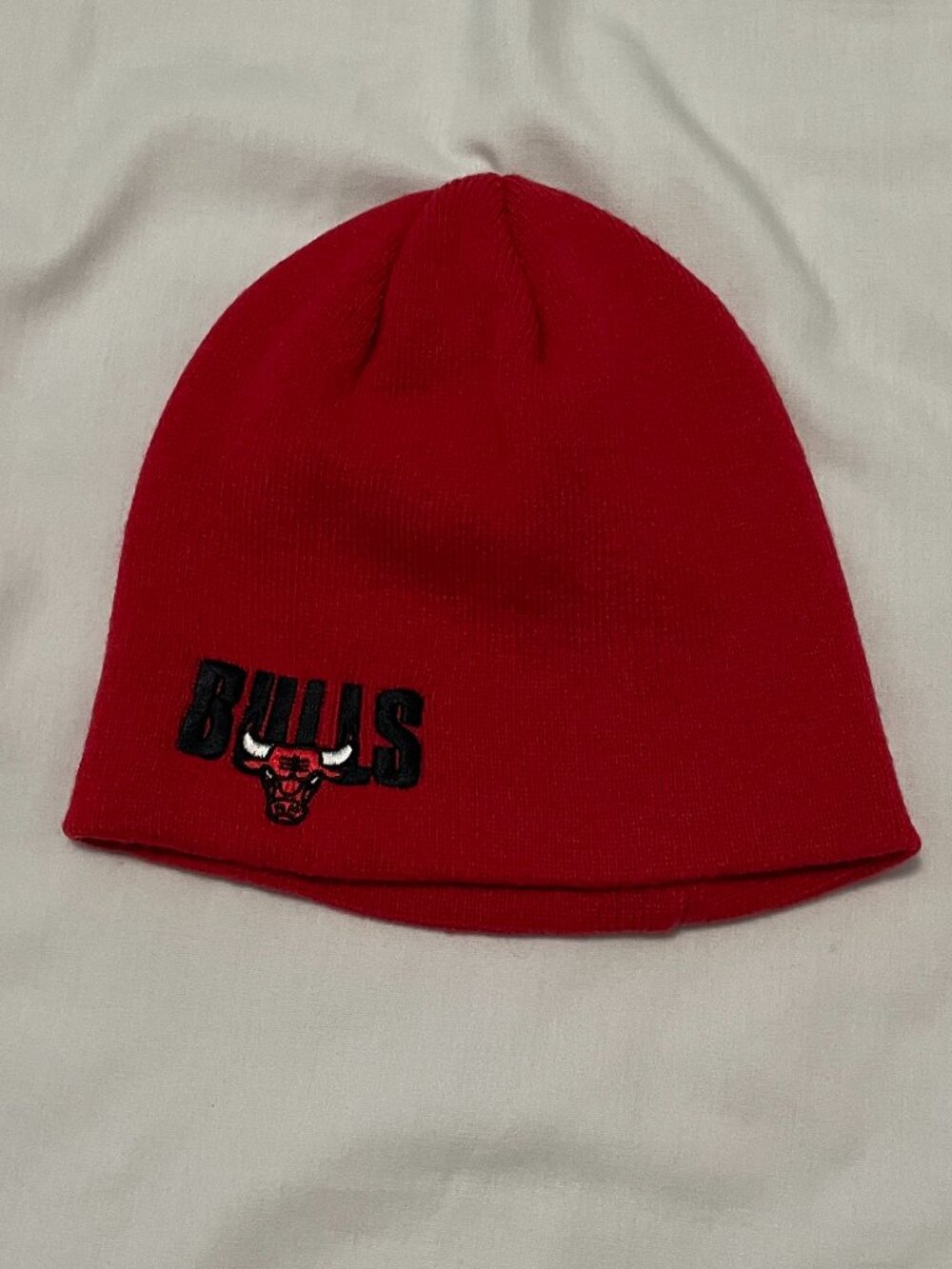 Chicago Bulls Beanie One Size Fits Most Red Embroidered Logo Preowned
